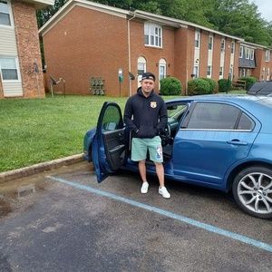 Meet your Posher, Javier